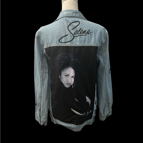Selena Q Merchandise Song Titles Graphic Denim Jacket RARE SM Pockets - Picture 7 of 13